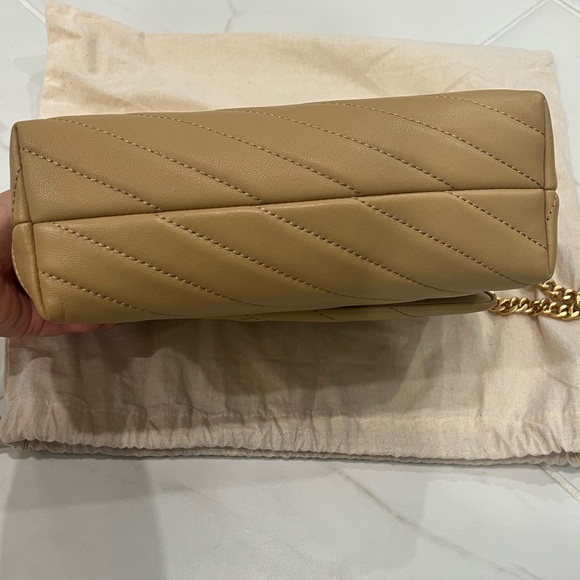 Tory Burch Small Kira Sand Beige Chevron Shoulder Bag, Great Used Condition - Picture 15 of 16